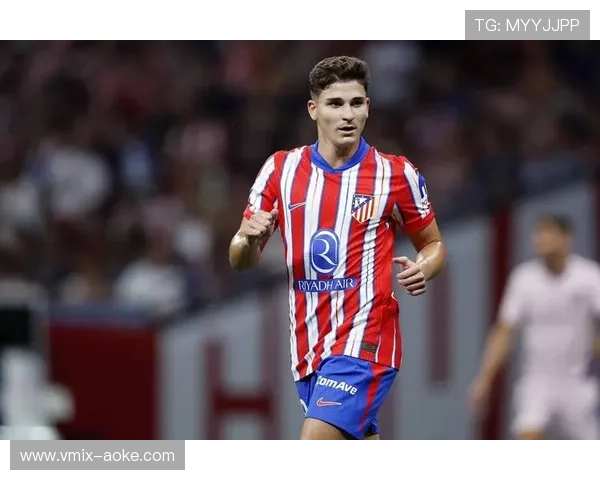 巴黎3-0里尔位置轮换分析，登贝莱自由人角色